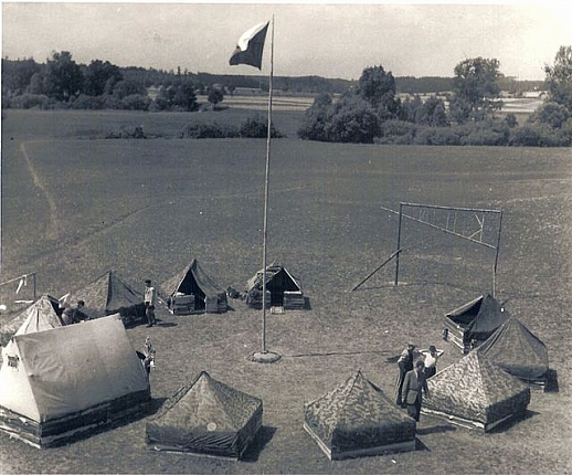 Havrani na tboe ve ru u Borohrdku 1947